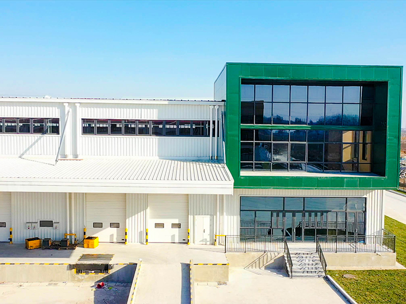 gudang struktur baja ringan