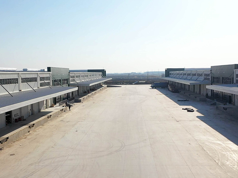 gudang struktur baja ringan