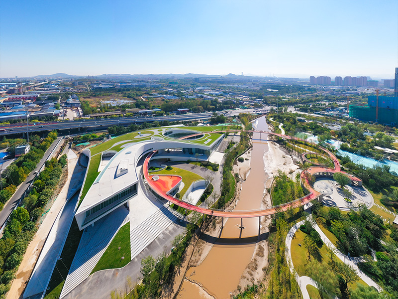 โซลูชันโครงสร้างเหล็กน้ำหนักเบาสำหรับศูนย์กีฬา