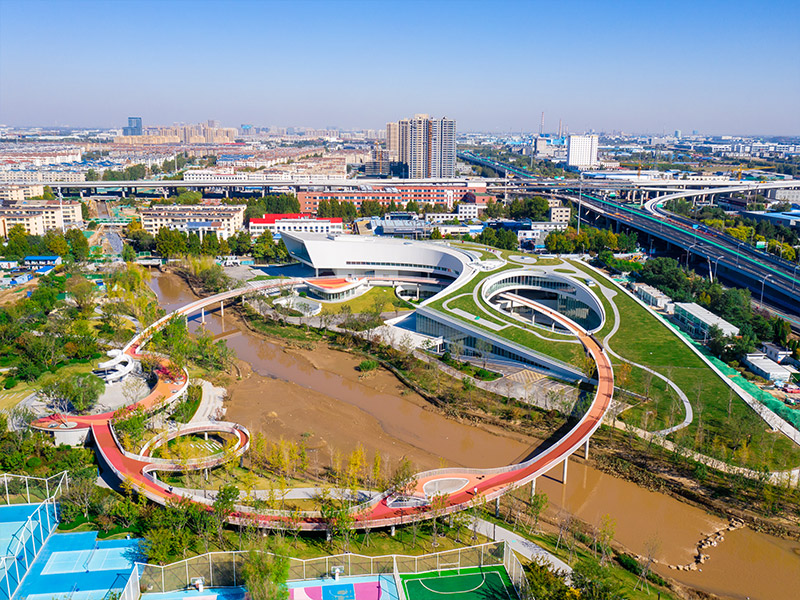 โซลูชันโครงสร้างเหล็กน้ำหนักเบาสำหรับศูนย์กีฬา