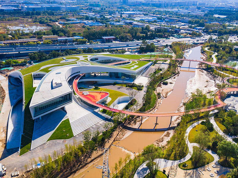 โซลูชันโครงสร้างเหล็กน้ำหนักเบาสำหรับศูนย์กีฬา