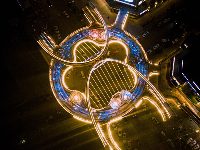 Kentsel Yaya Köprüsü İçin Önceden Üretilmiş Çelik Çerçeve Çözümü