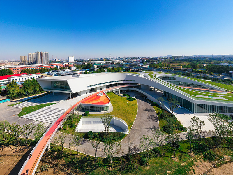 โซลูชันโครงสร้างเหล็กน้ำหนักเบาสำหรับศูนย์กีฬา