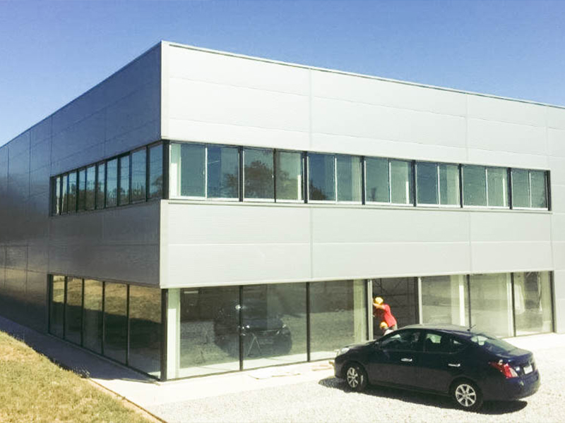 Hafif Çelik Kiriş Sistemleriyle Çelik Sergi Salonu Çözümü